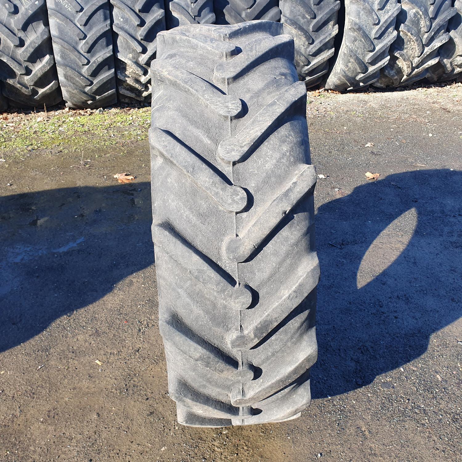  Cauciucuri 14.9R24 (380/85R24) Dneproshina