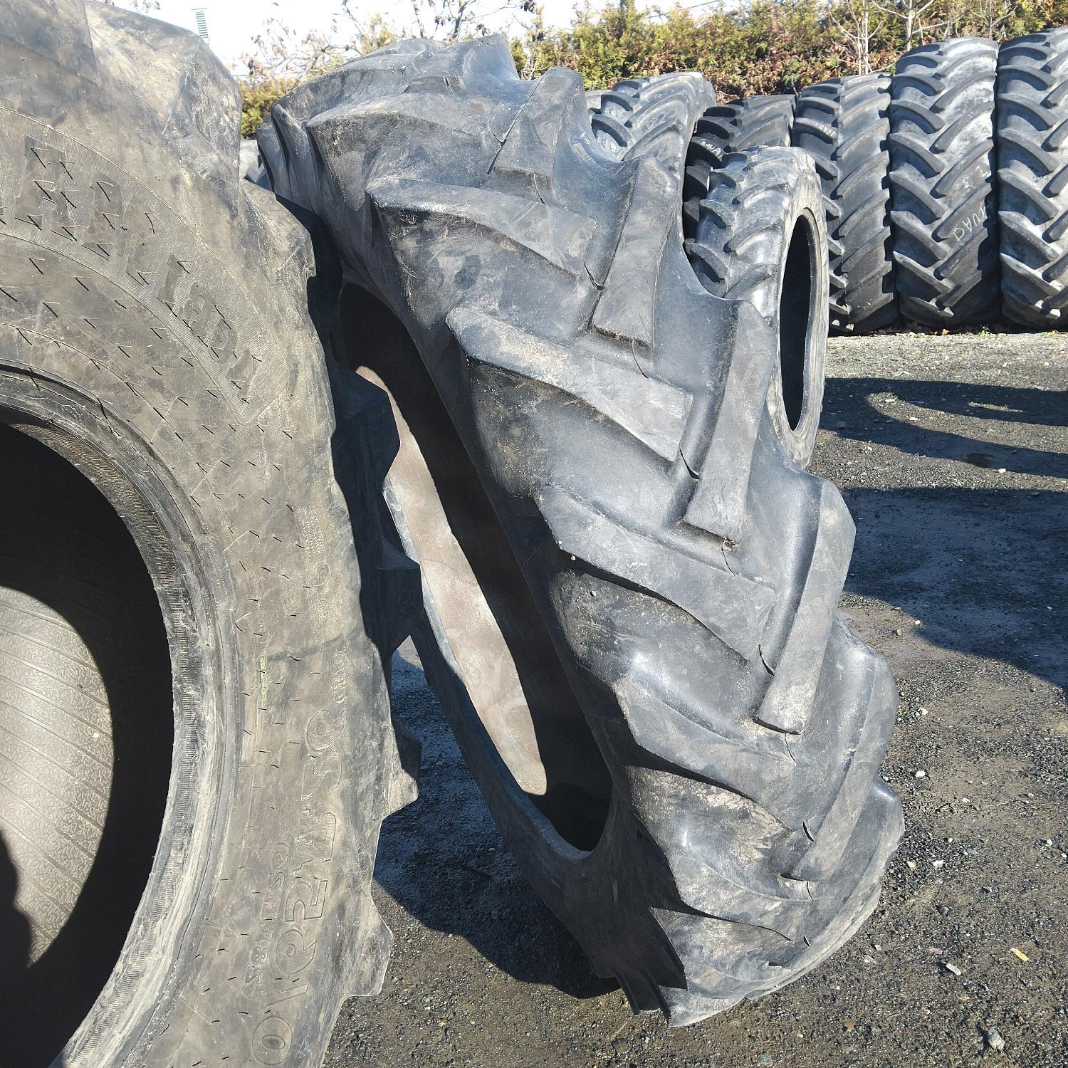  Cauciucuri 12.4-36 (320/85R36) Semperit