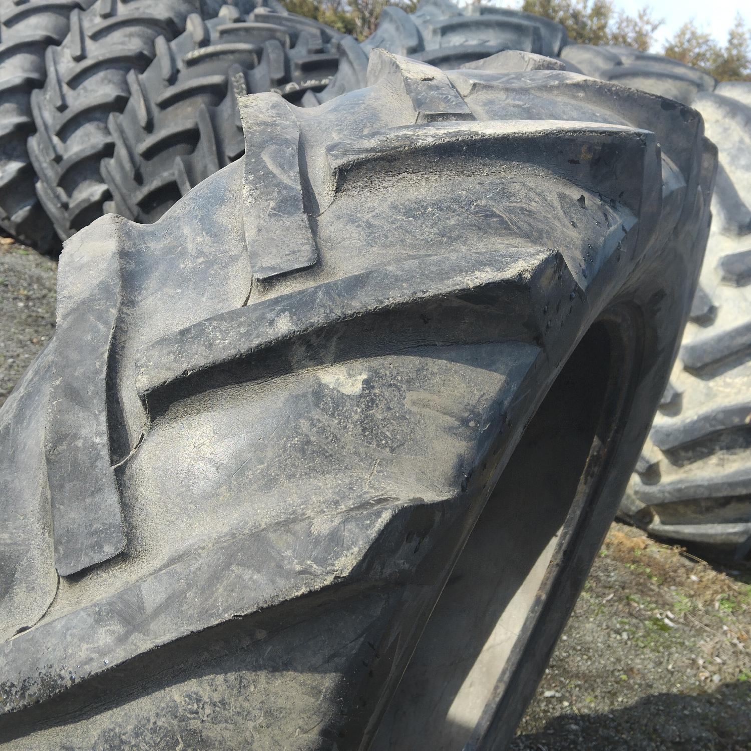  Cauciucuri 12.4-32 (320/85R32) Goodyear