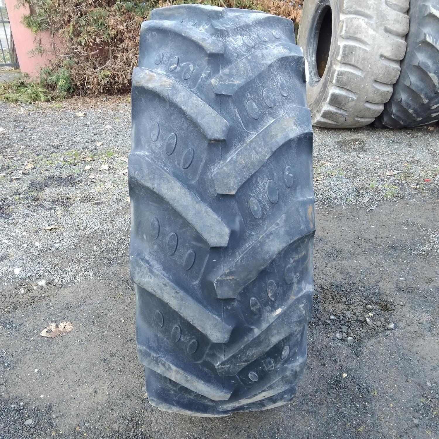  Cauciucuri 380/85R24 (14.9R24) Bkt