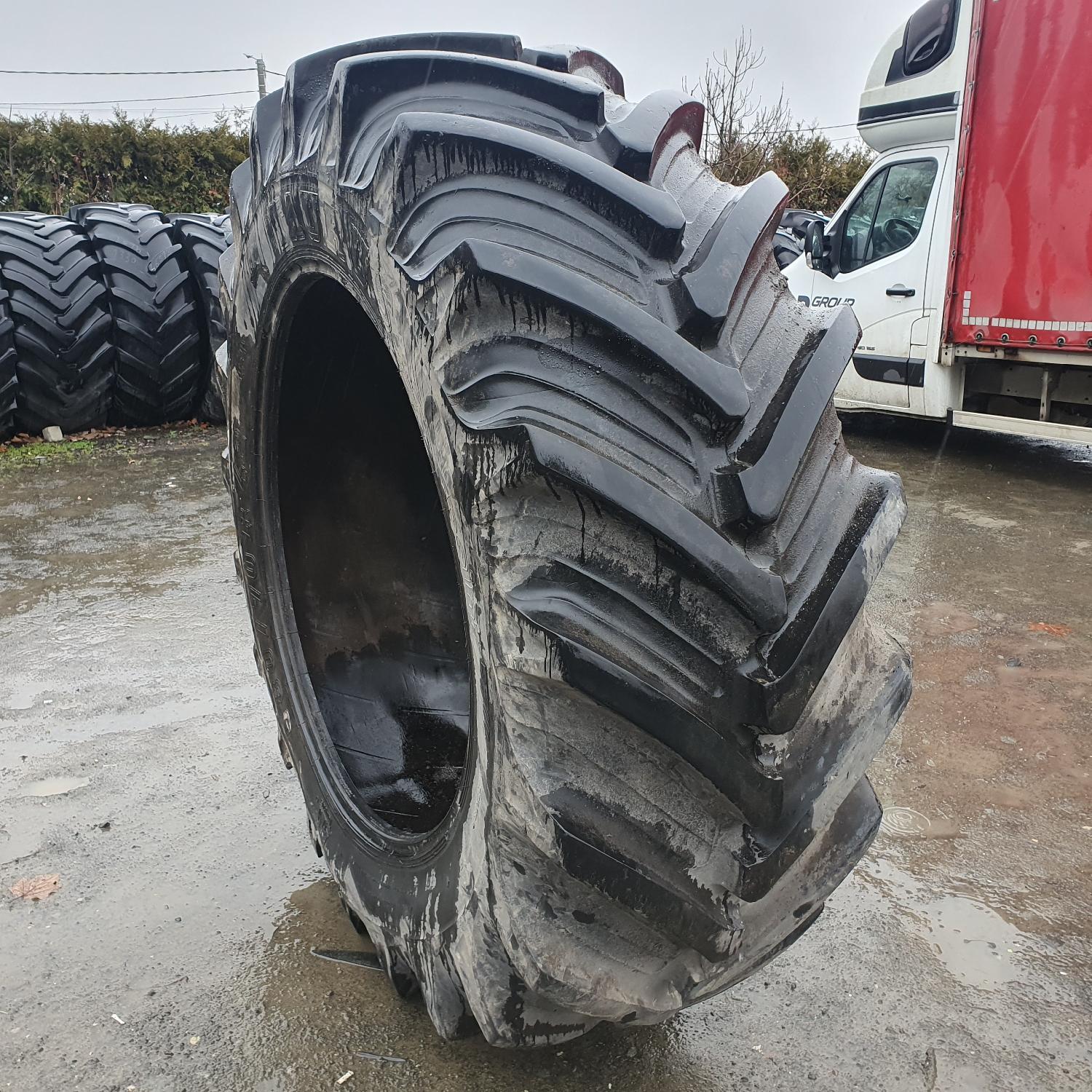  Cauciucuri 580/70R42  Taurus