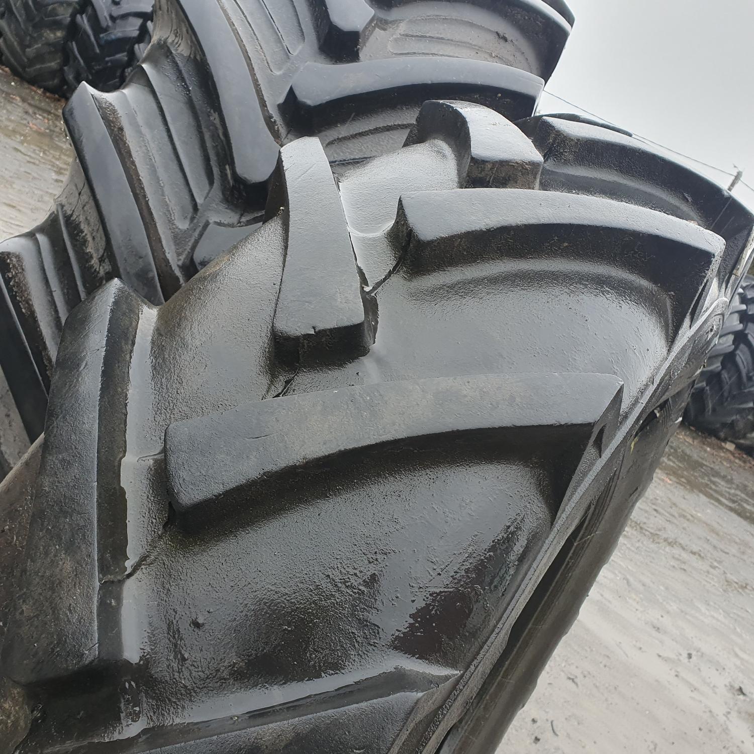  Cauciucuri 16.9-34 (420/85R34) Barum