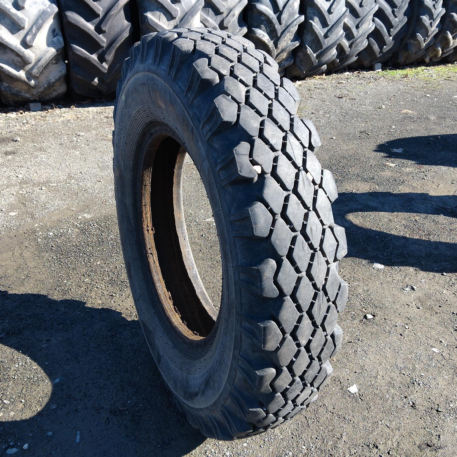  Cauciucuri 8.25-20  Rosava