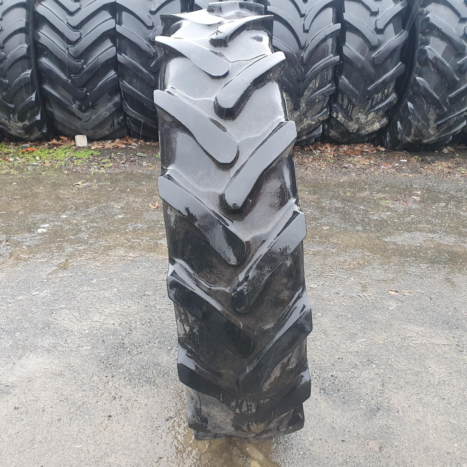  Cauciucuri 11.2R32 (270/95R32) Taurus