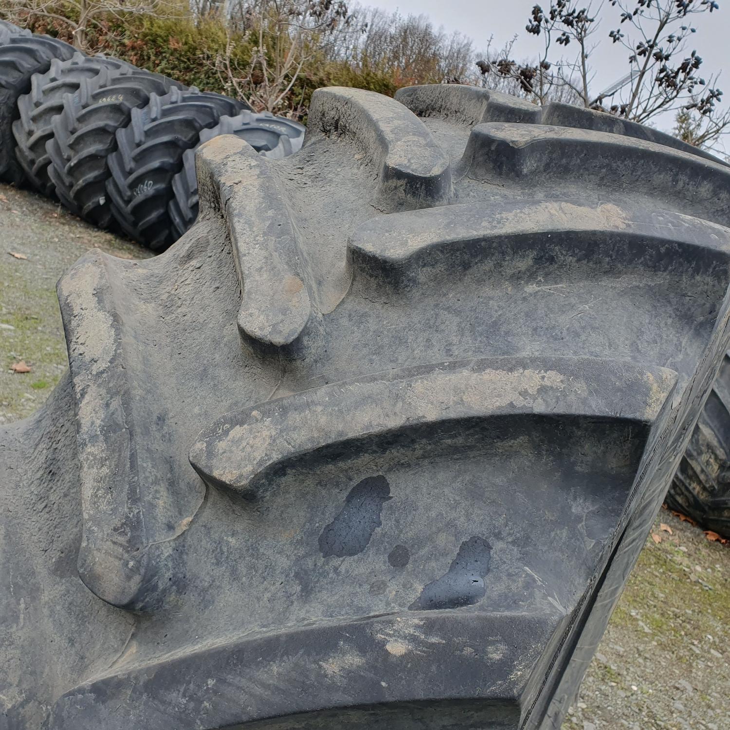  Cauciucuri 650/75R32 (24.5R32) Rosava