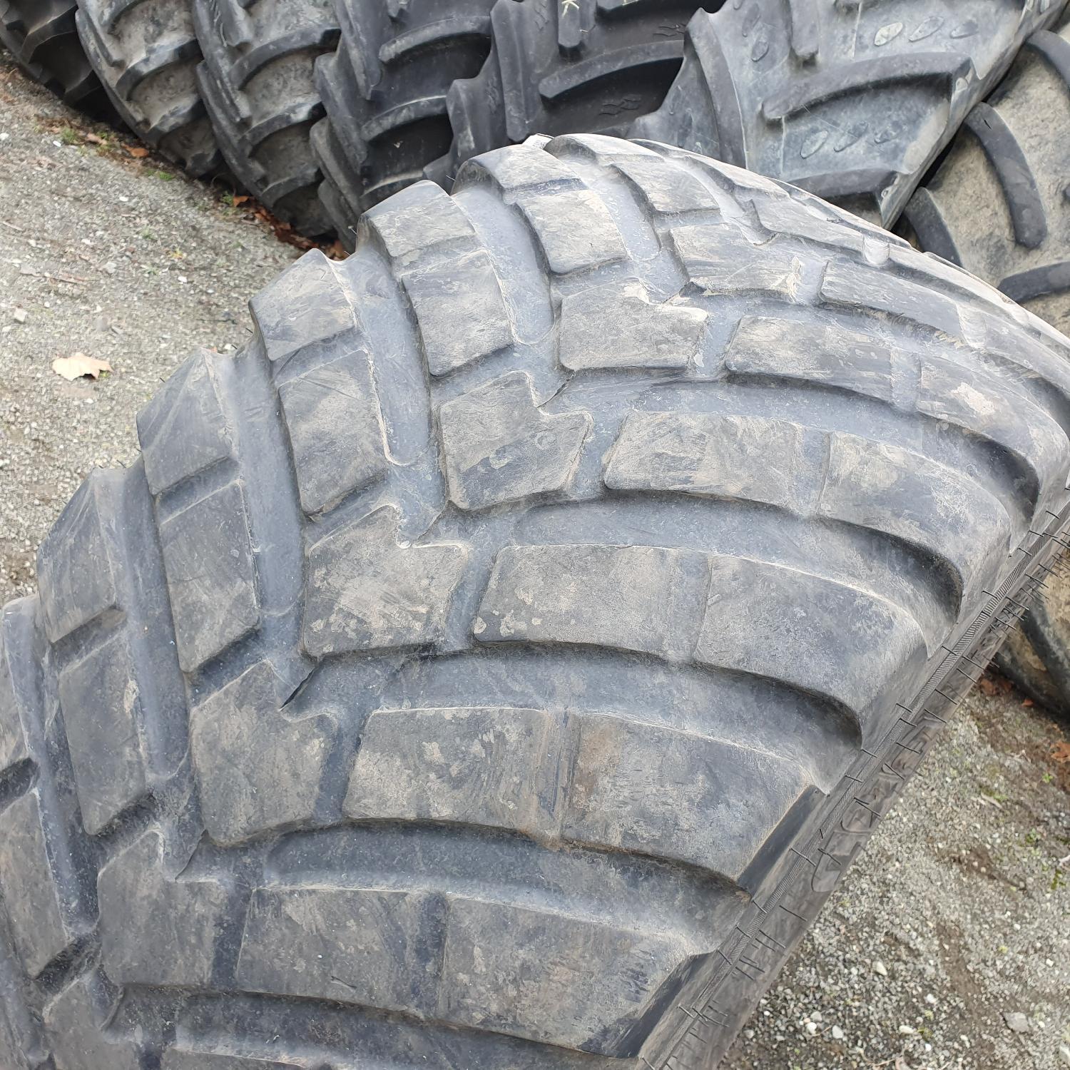  Cauciucuri 560/60R22.5  Bkt