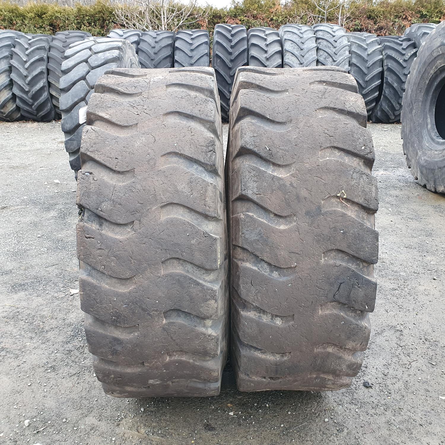  Cauciucuri 17.5-25  Universal