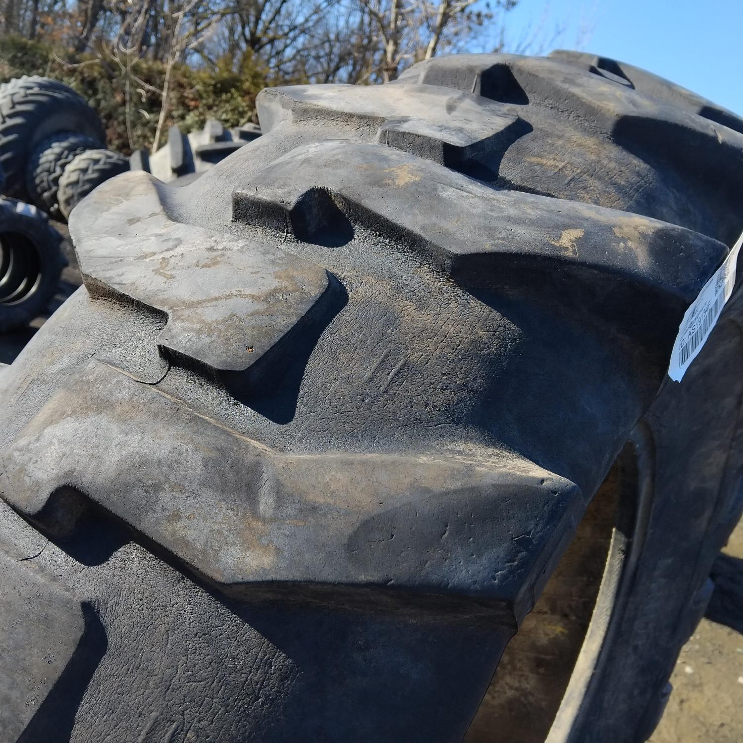  Cauciucuri 18.4-26  Mitas