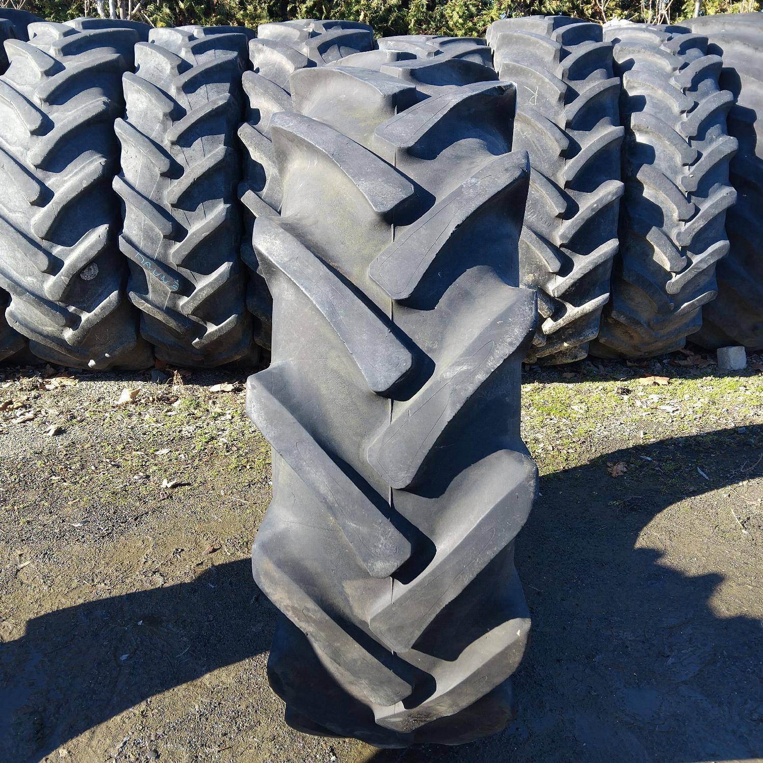  Cauciucuri 16.9-30 (420/85R30) Semperit