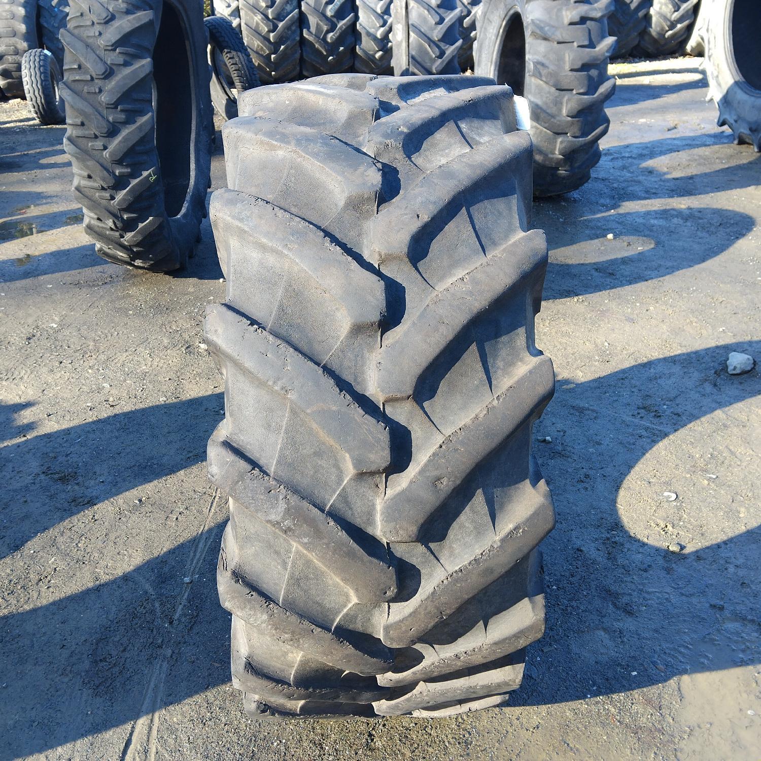  Cauciucuri 440/65R24  Pirelli