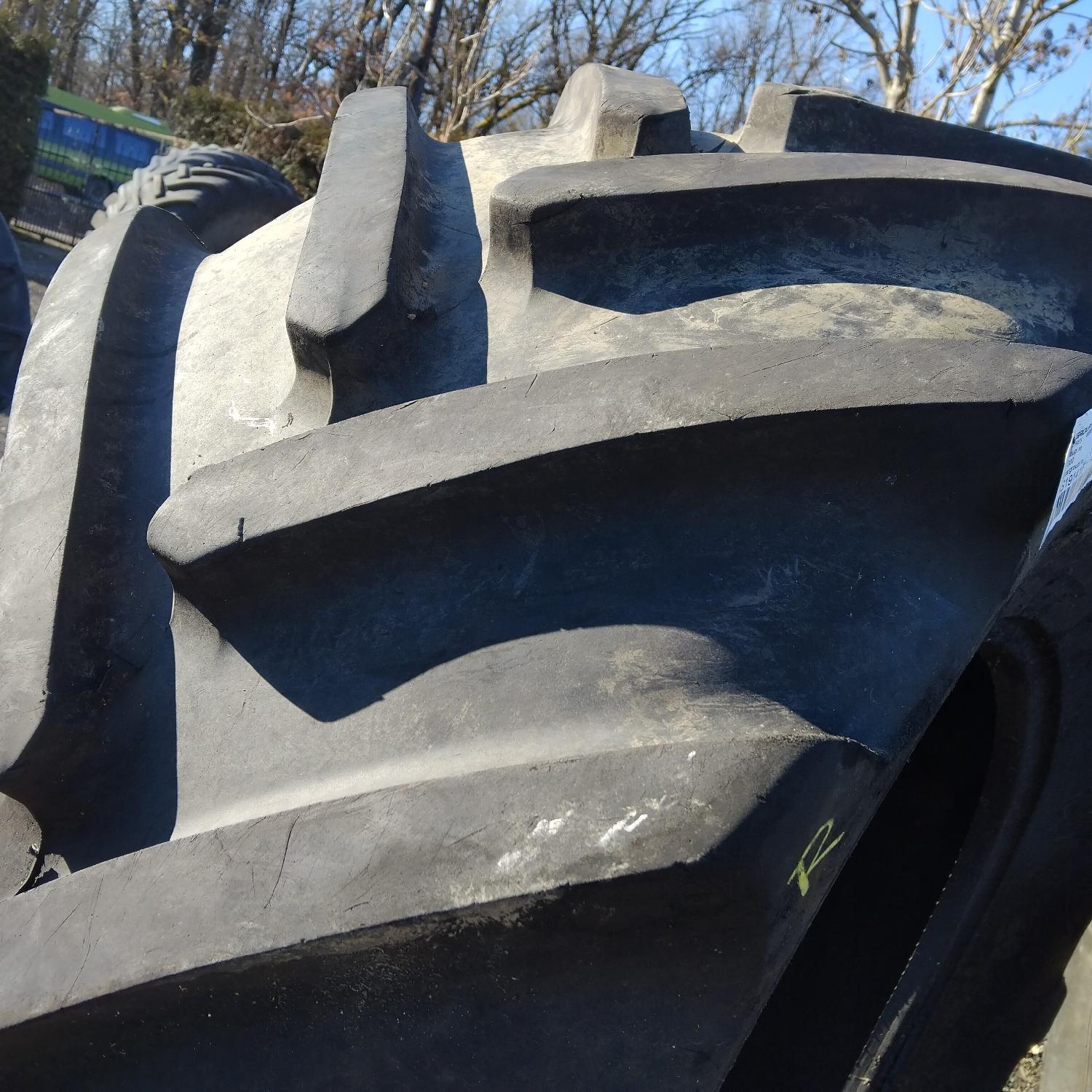  Cauciucuri 600/65R28  Michelin