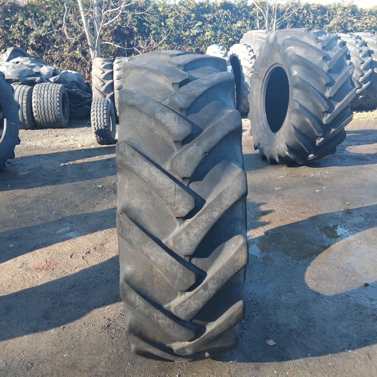  Cauciucuri 15.5/80-24 (400/80R24) Bkt