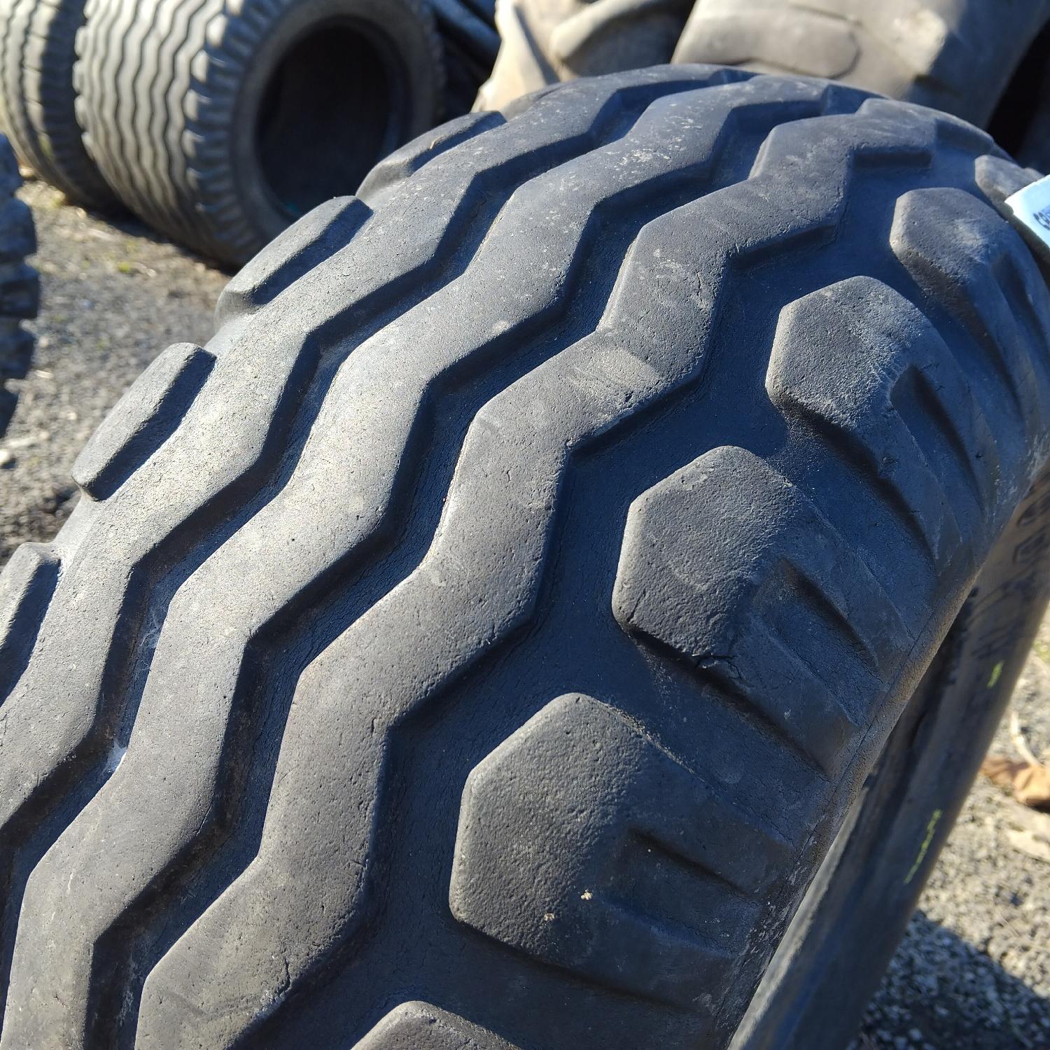  Cauciucuri 10.0/80-12  Goodyear