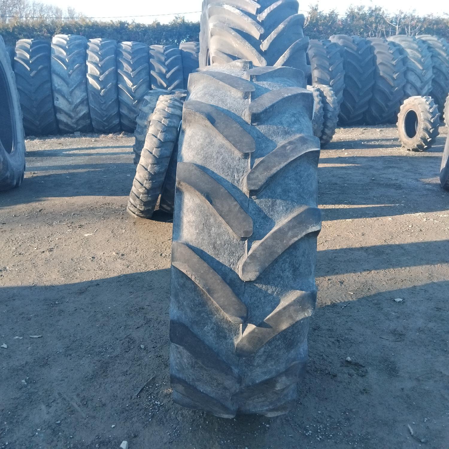  Cauciucuri 360/70R24  Voltyre