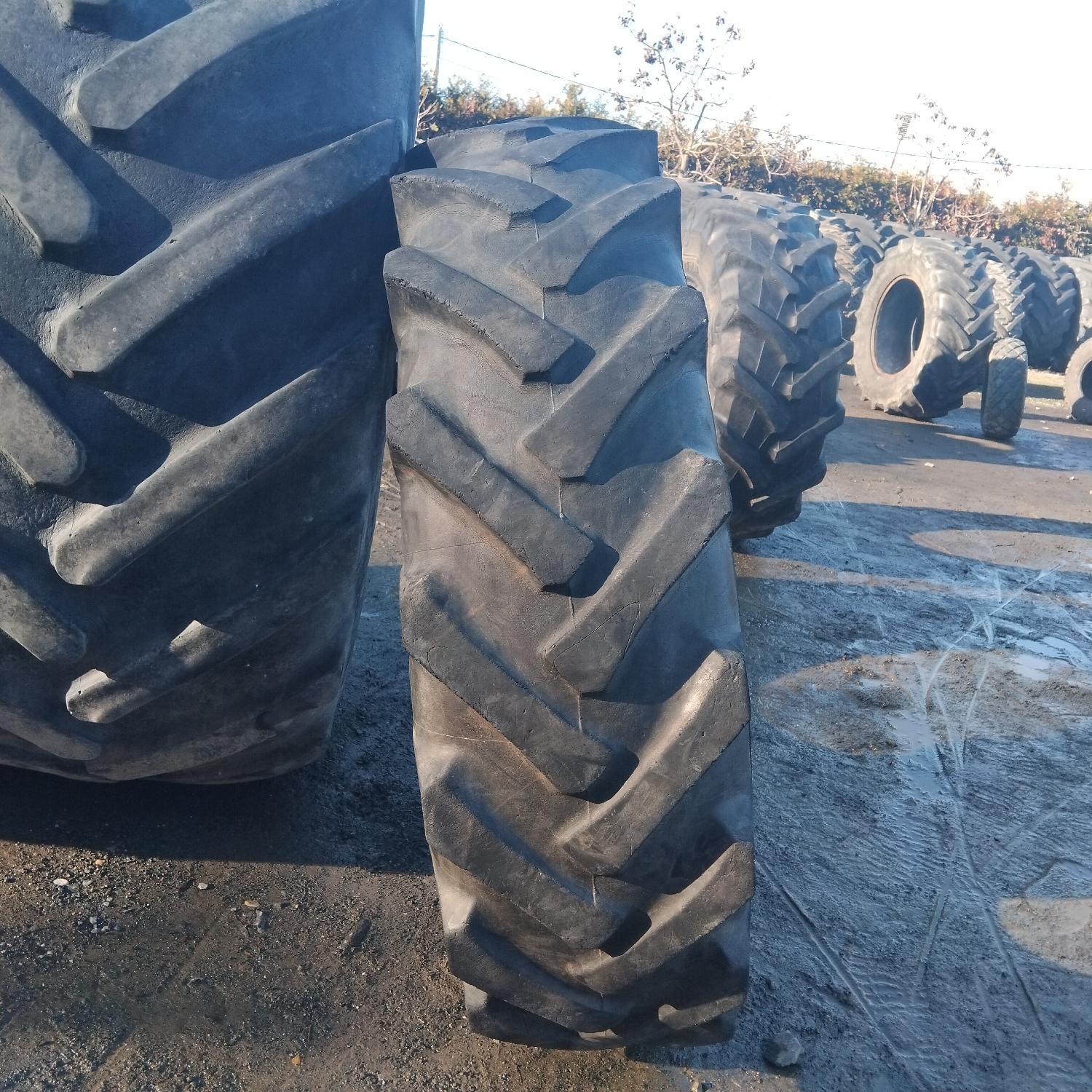  Cauciucuri 12.4-28 (320/85R28) Semperit