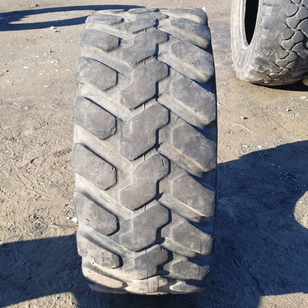  Cauciucuri 405/70R18  Firestone