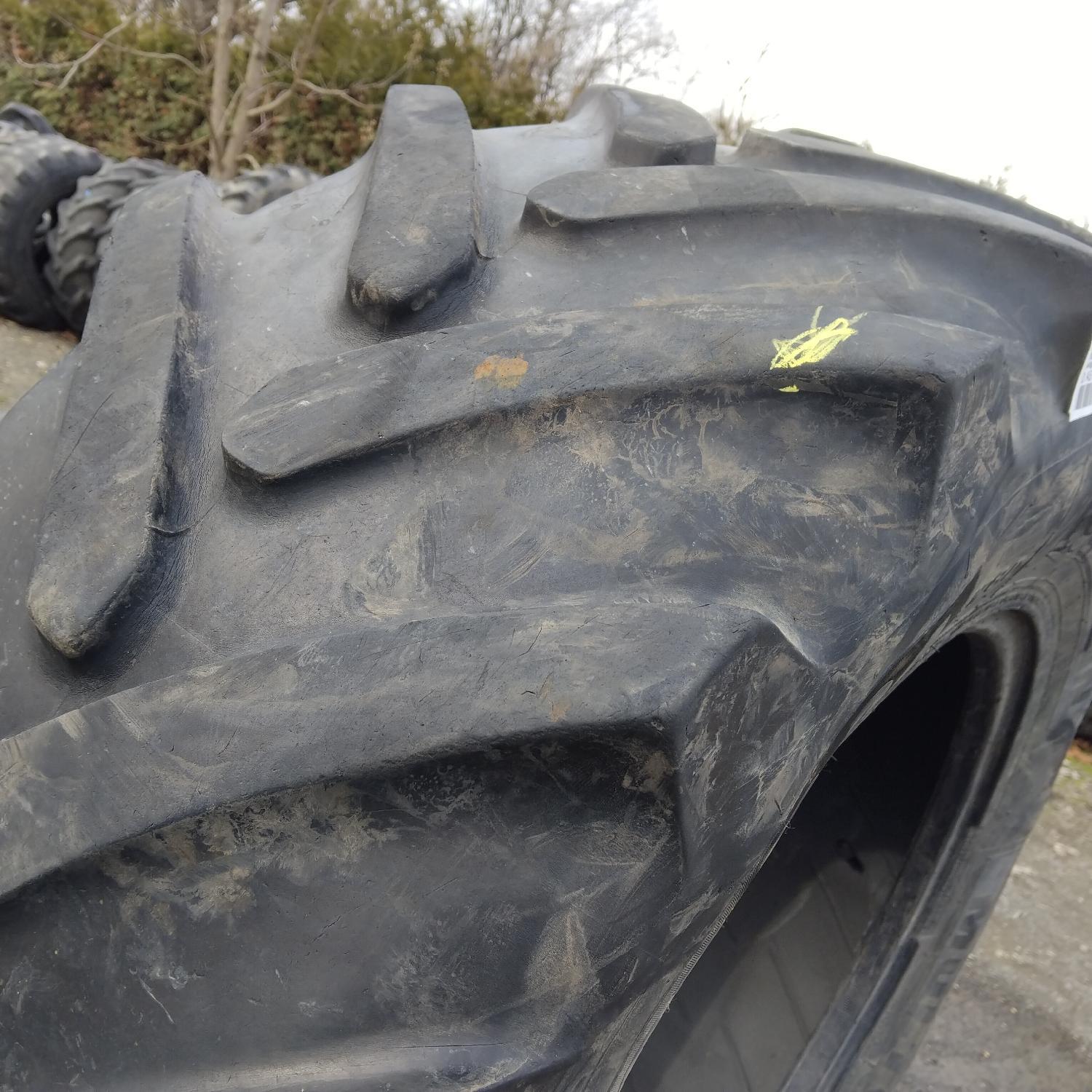  Cauciucuri 440/65R24  Michelin