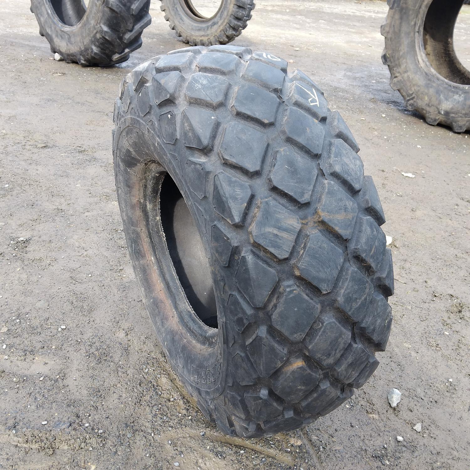  Cauciucuri 10.0/75-12  Semperit