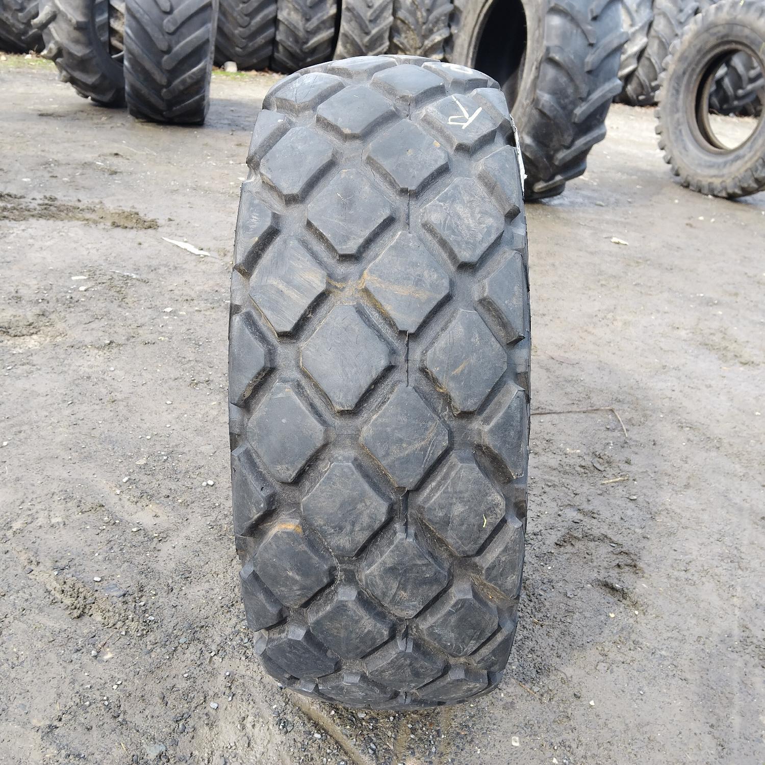  Cauciucuri 10.0/75-12  Semperit