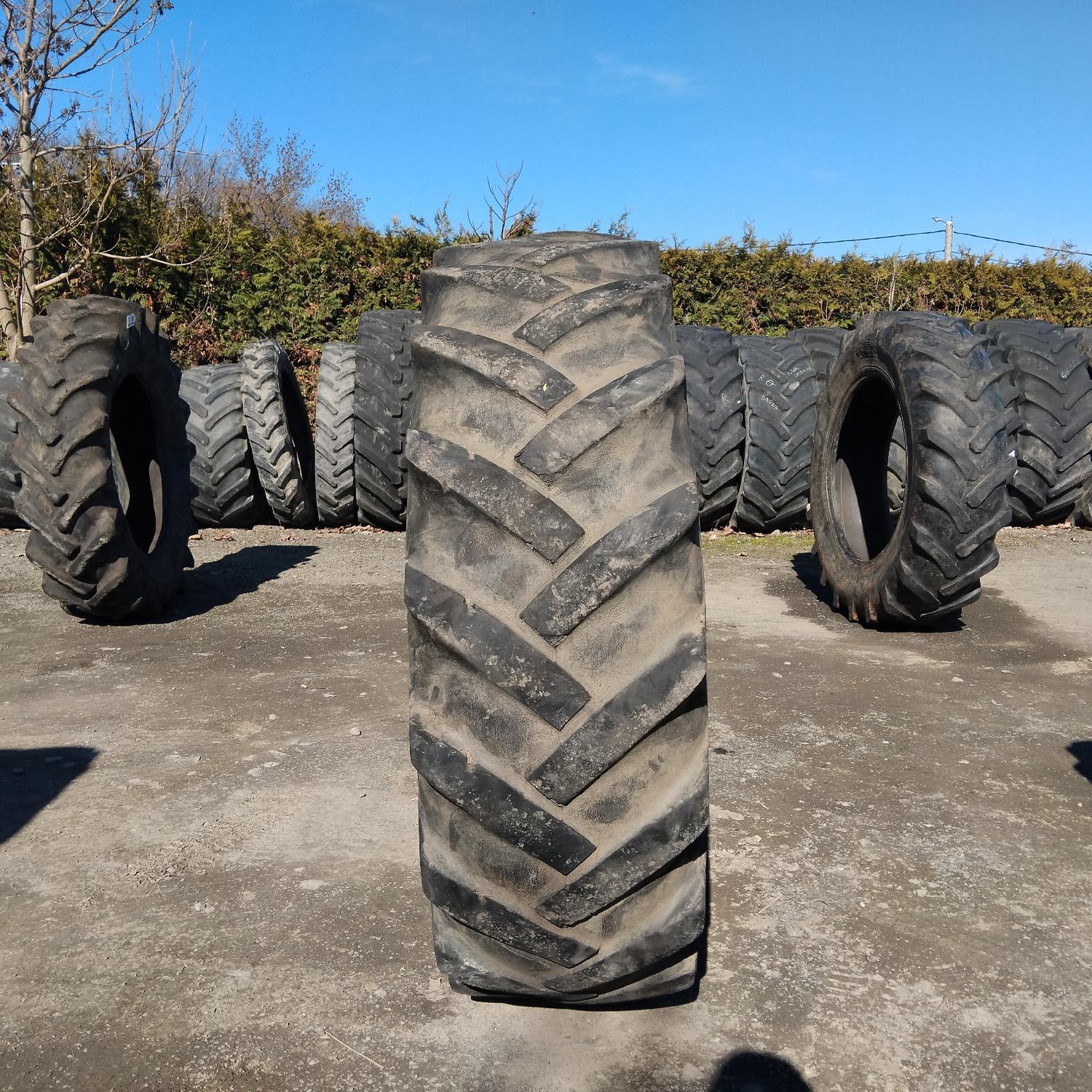  Cauciucuri 16.9-30 (420/85R30) Barum