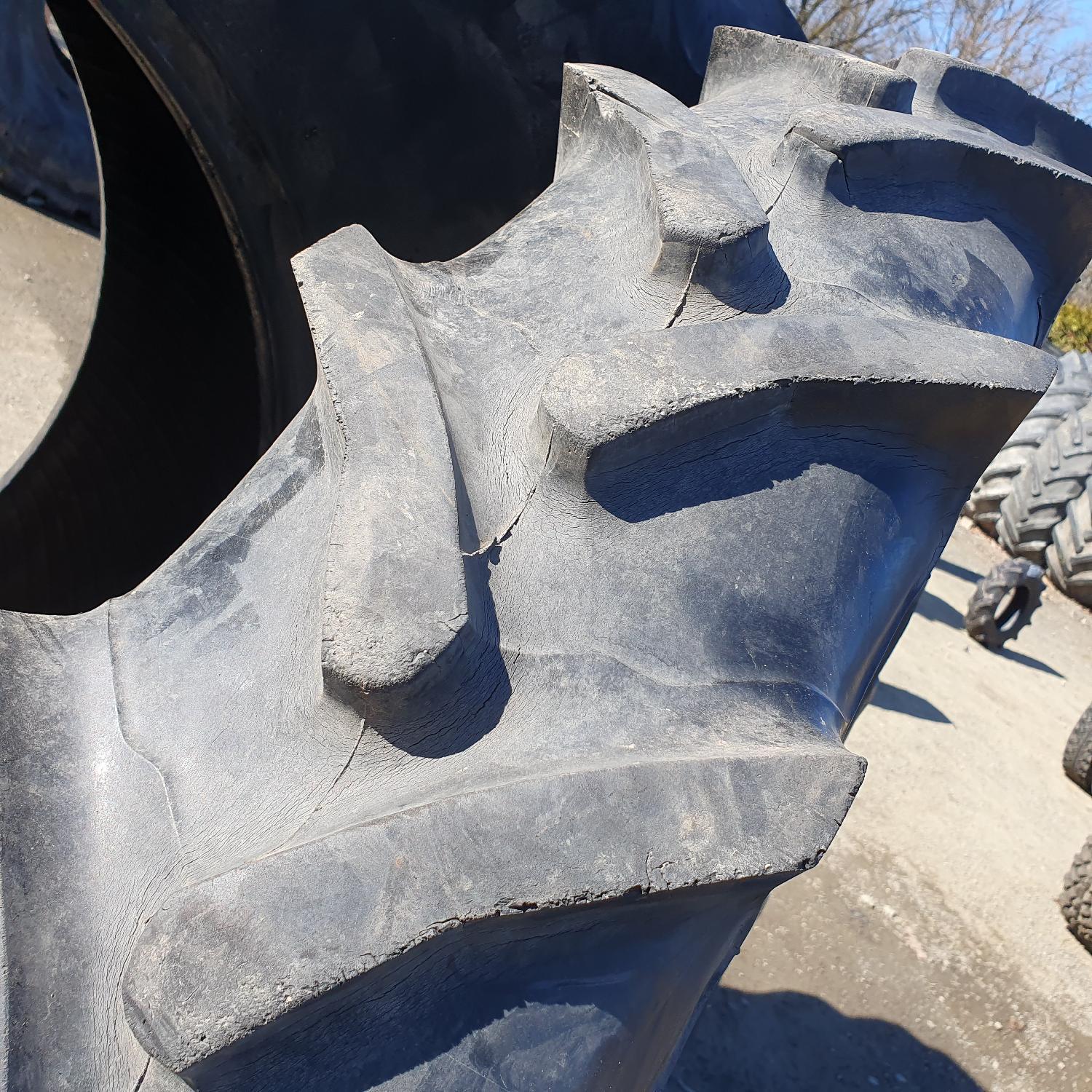  Cauciucuri 9.5R44 (230/95R44) Taurus