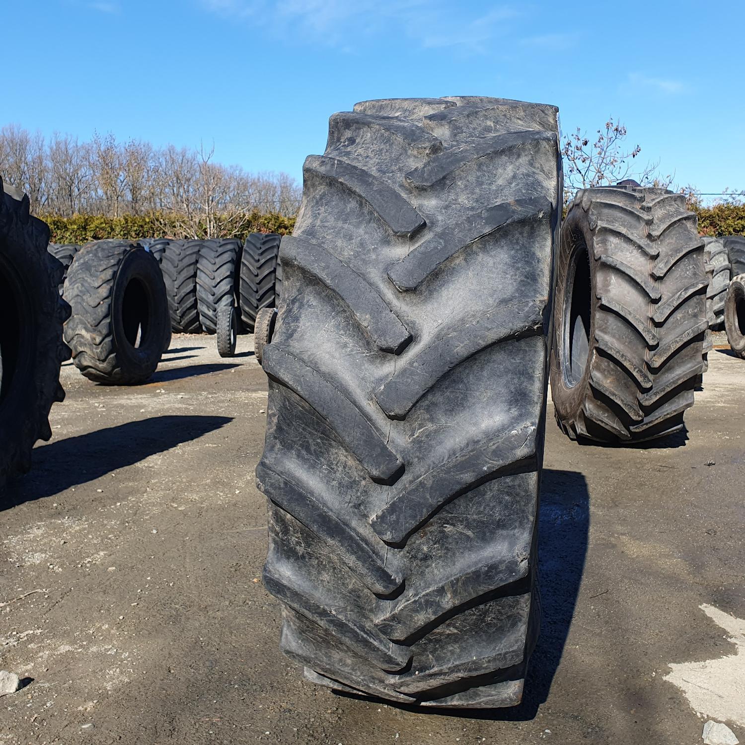  Cauciucuri 440/65R28  Mitas