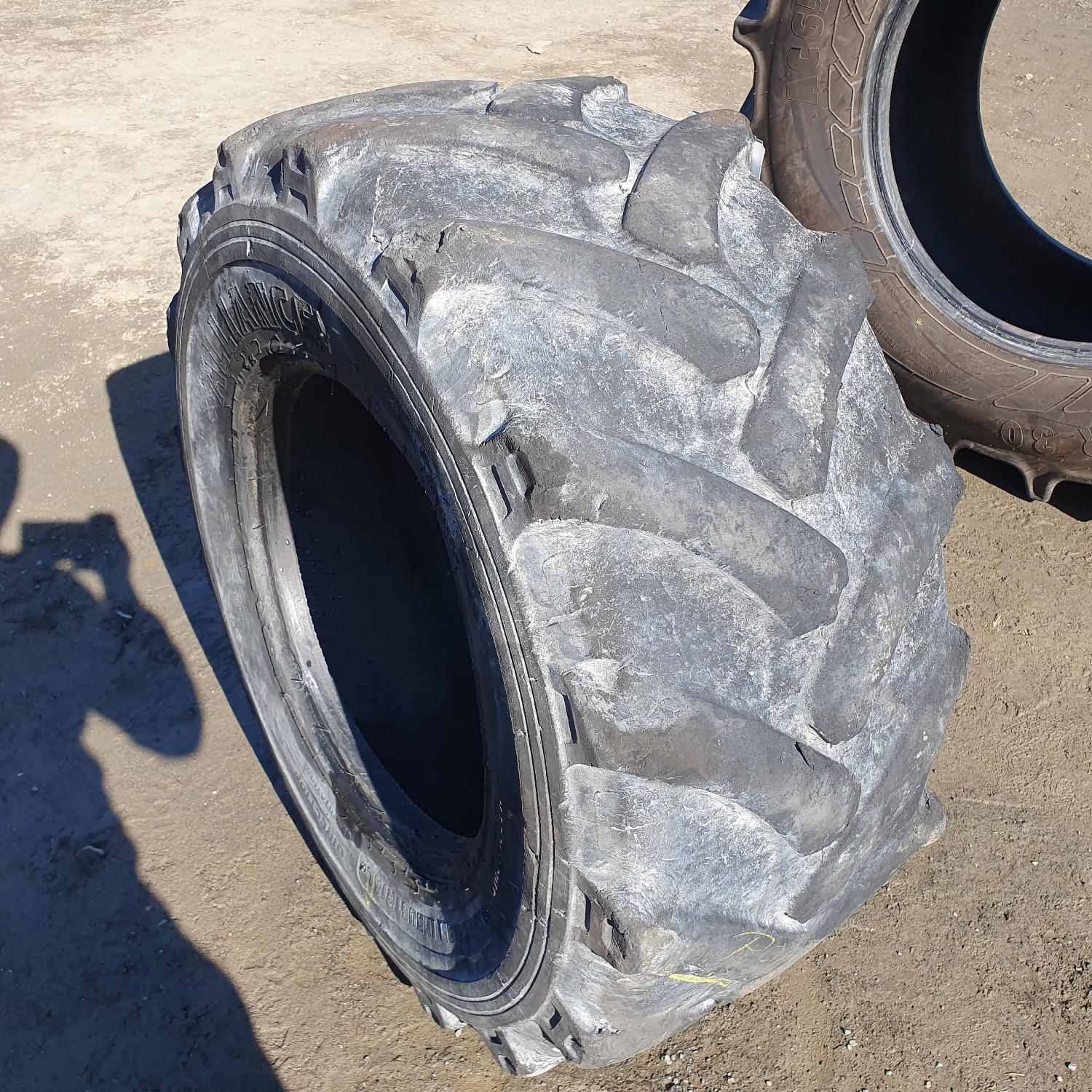  Cauciucuri 405/70-20 (16.0/70R20) Alliance