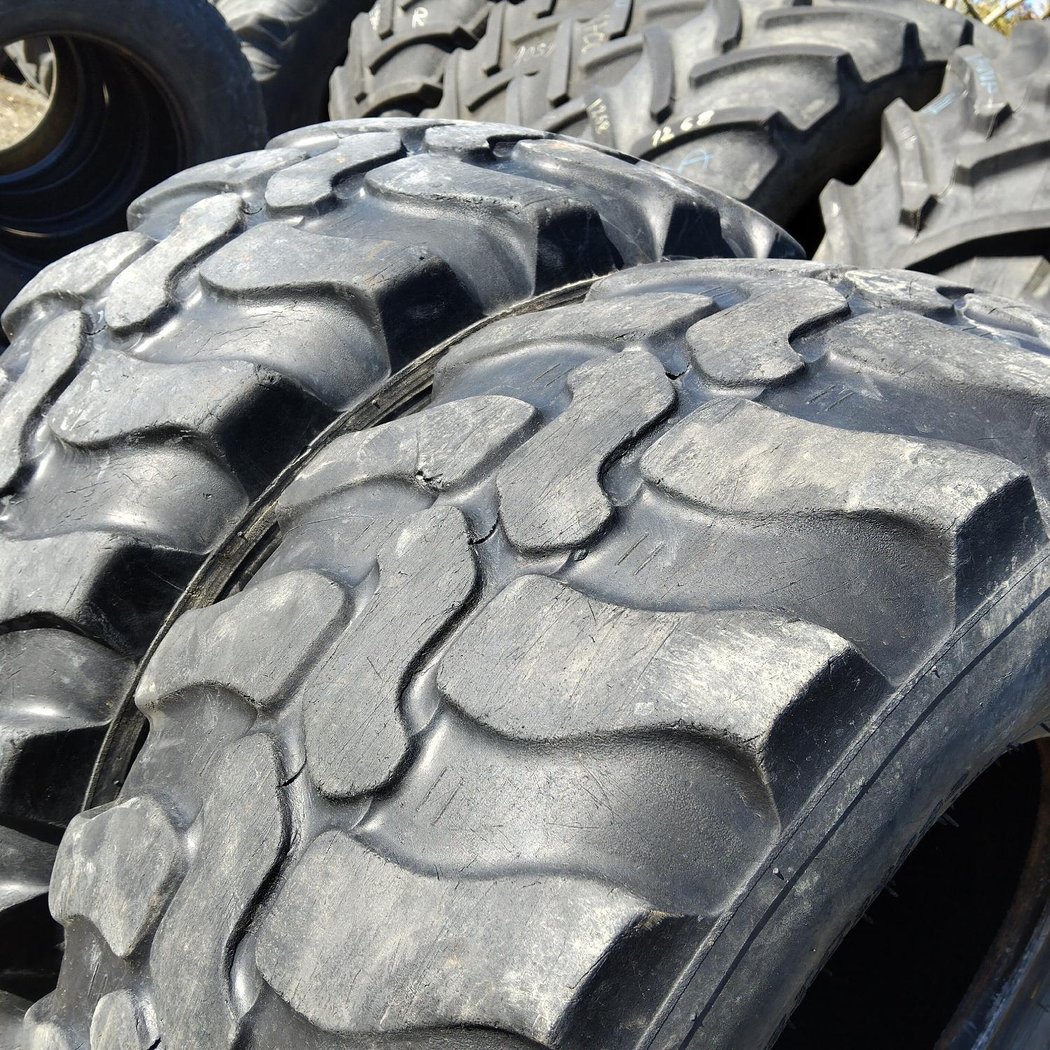  Cauciucuri 365/70R18  Dunlop