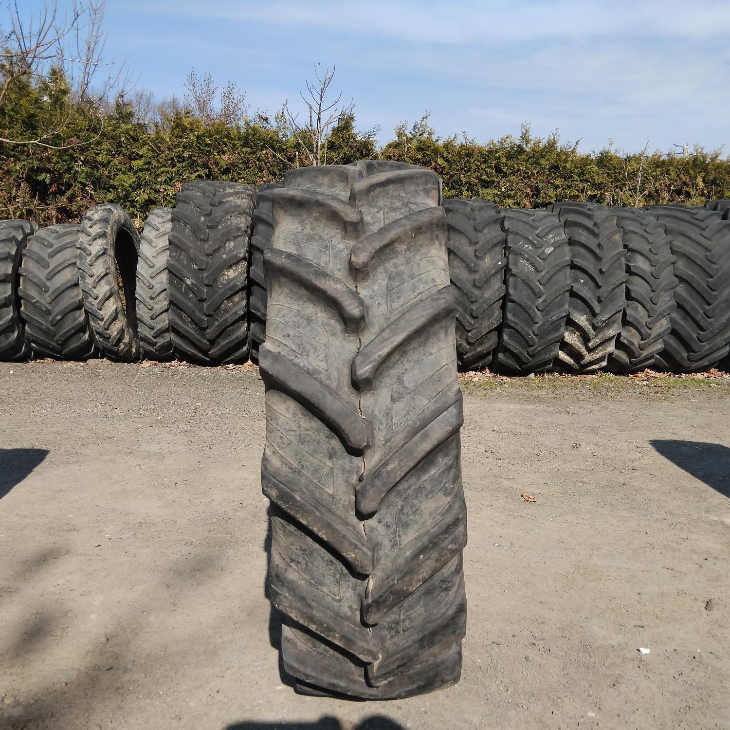  Cauciucuri 14.9R24 (380/85R24) Taurus