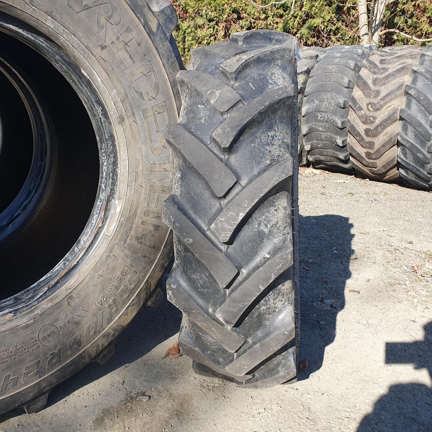  Cauciucuri 11.2-20 (280/85R20) Ozka