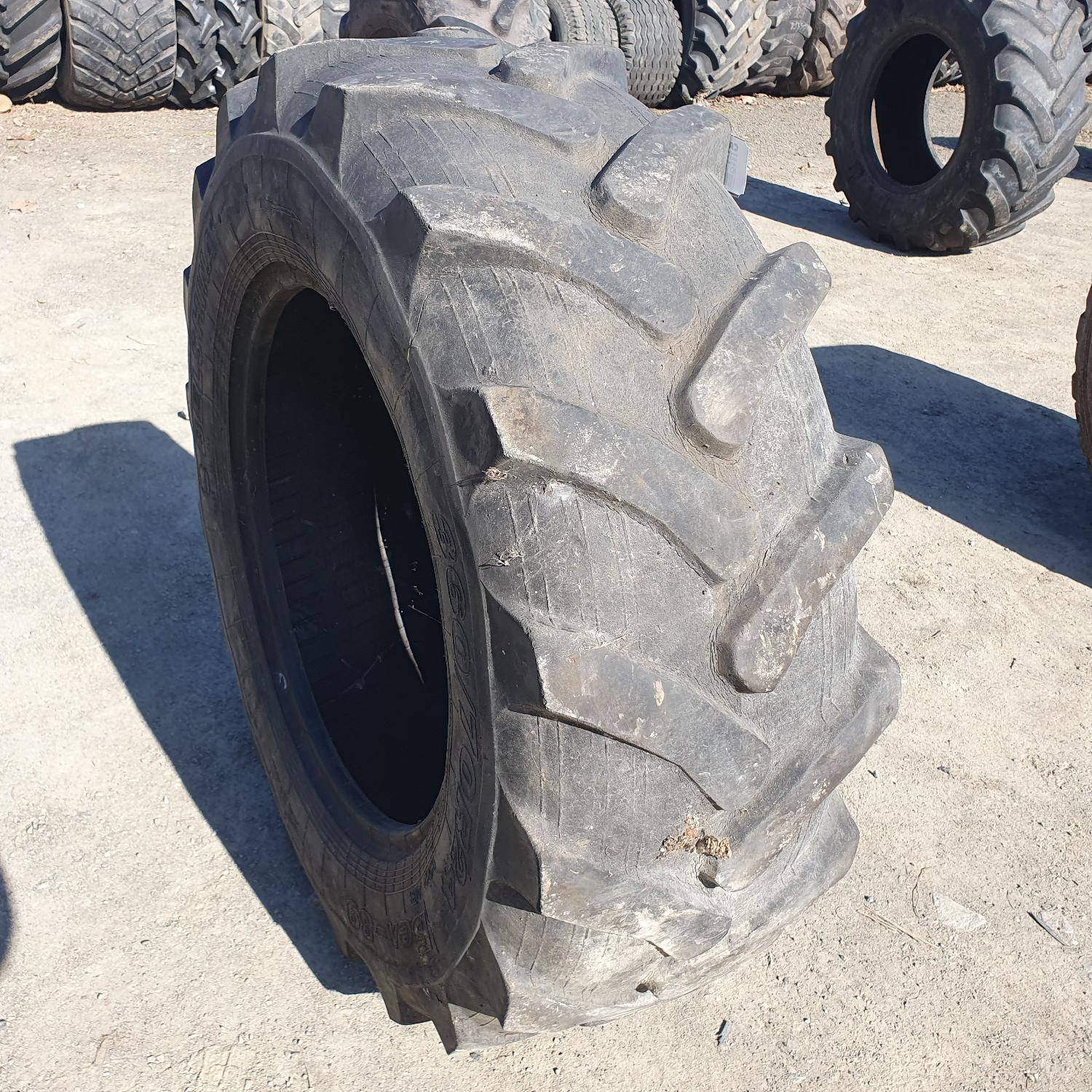  Cauciucuri 360/70R24  Belshina