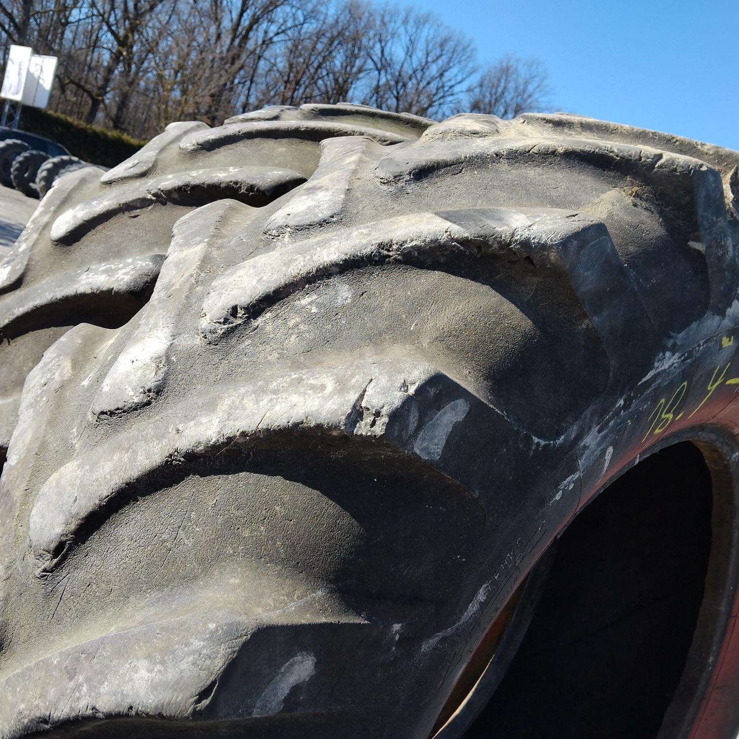  Cauciucuri 18.4-30 (460/85R30) Universal