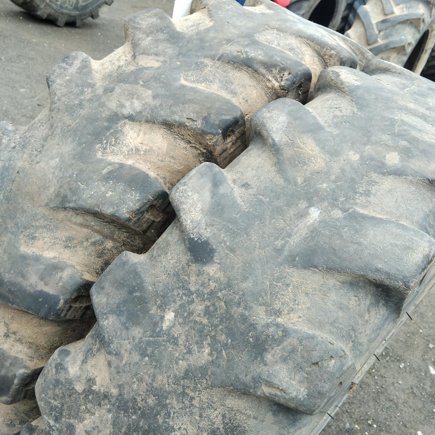  Cauciucuri 10.00-20  Bkt