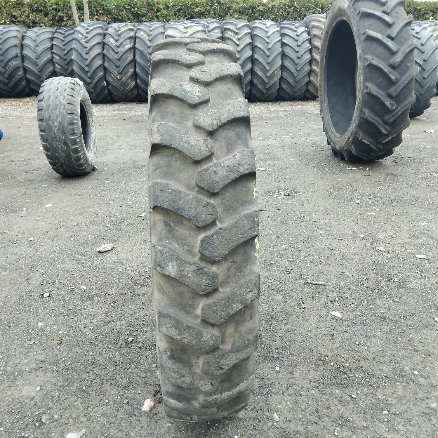  Cauciucuri 8.25-20  Apollo