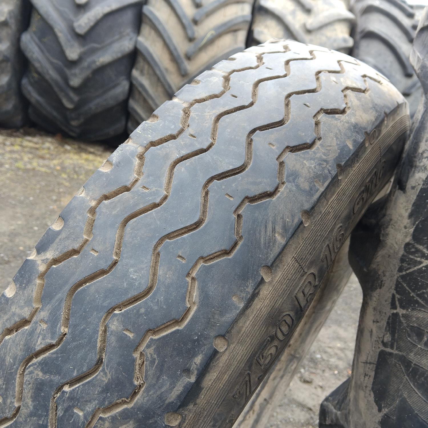  Cauciucuri 7.50-16  Semperit