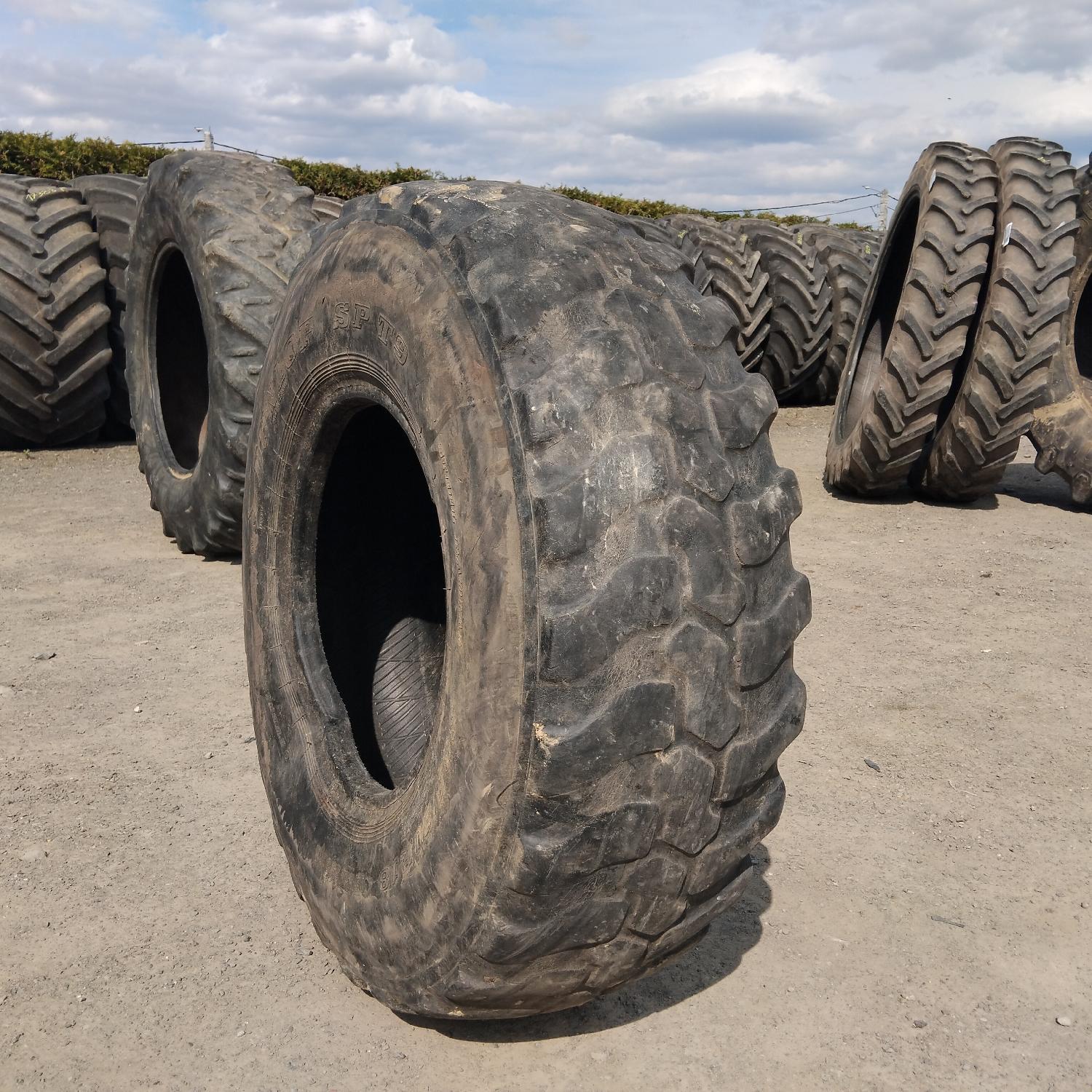  Cauciucuri 335/80R18  Dunlop