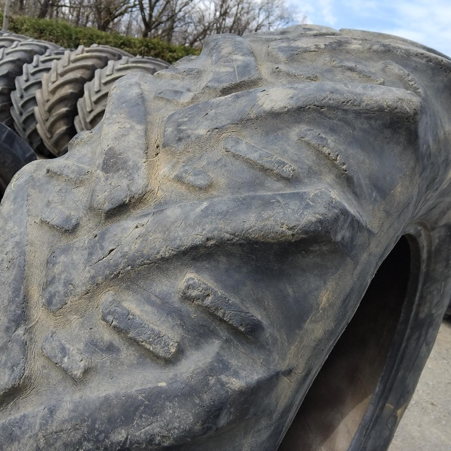  Cauciucuri 16.9R30 (420/85R30) Kleber