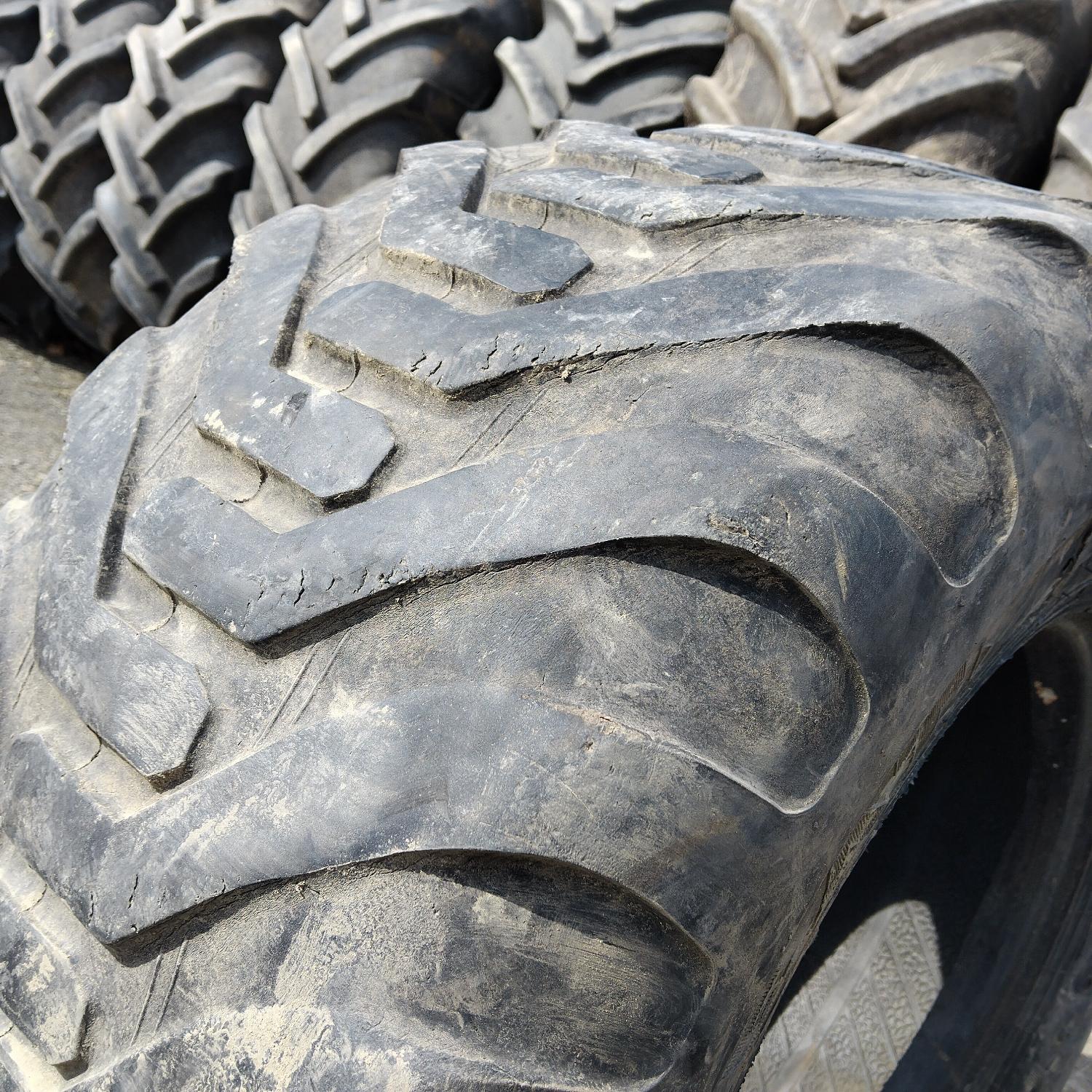  Cauciucuri 400/60-15.5  Ceat