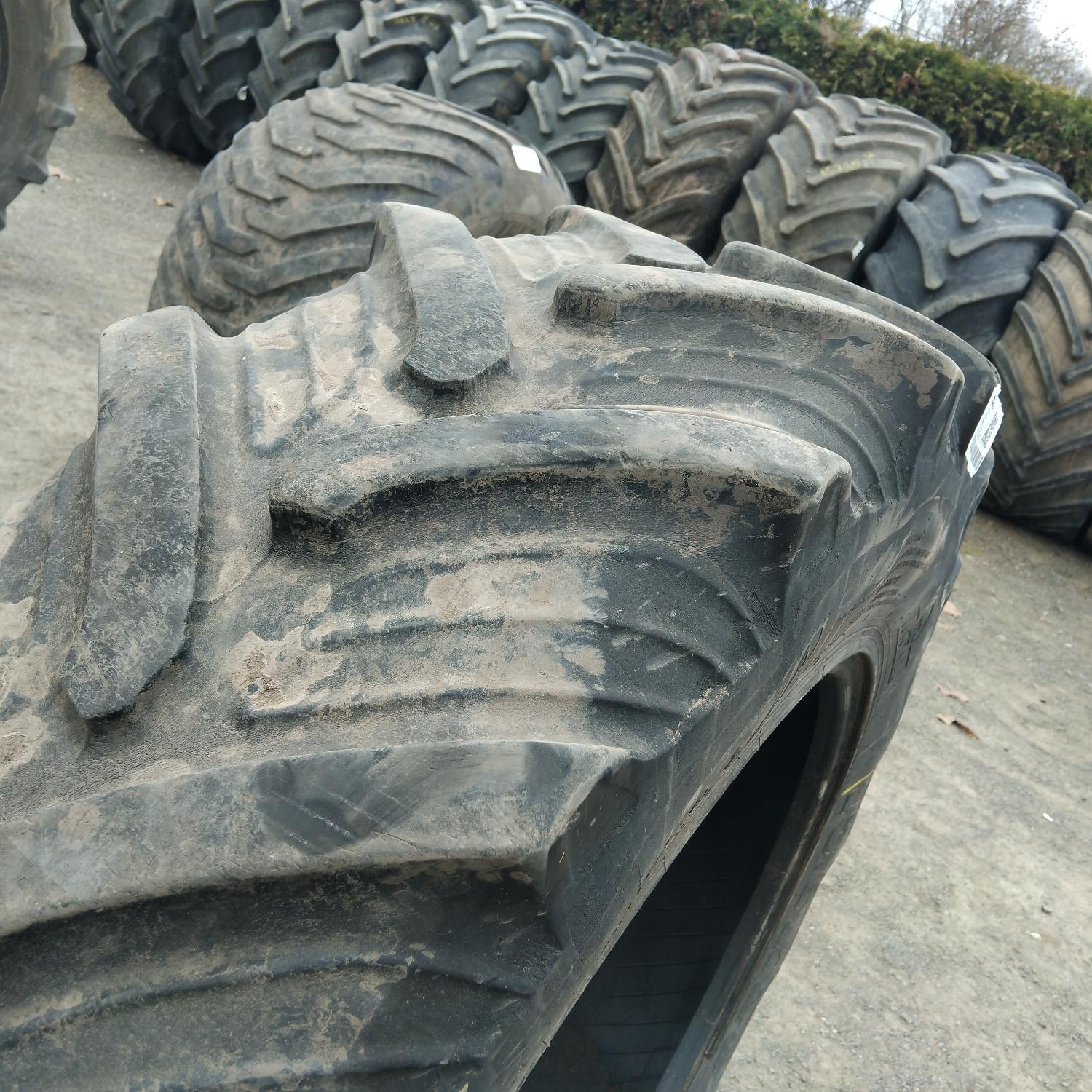  Cauciucuri 13.6R28 (340/85R28) Taurus