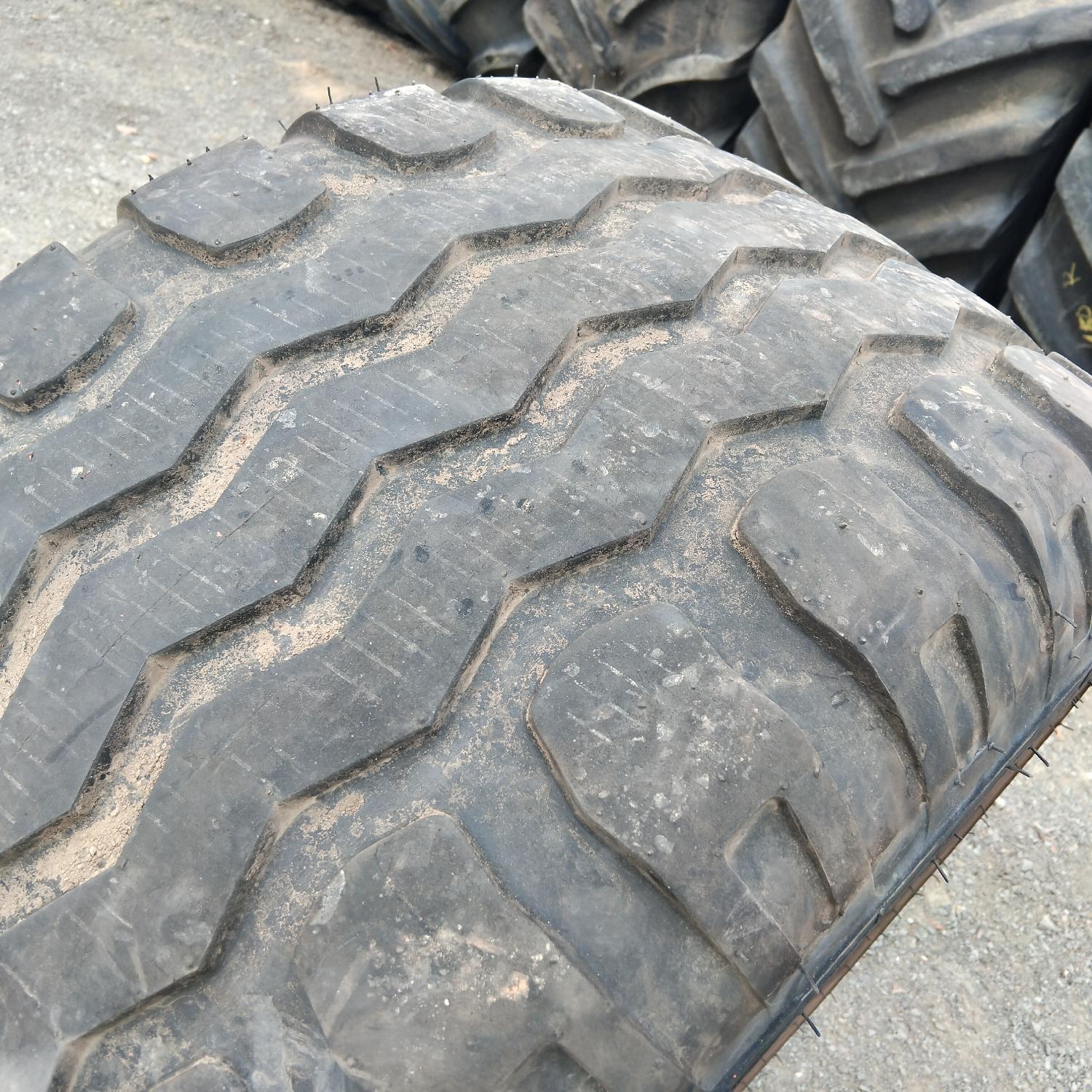  Cauciucuri 400/60-15.5  Alliance