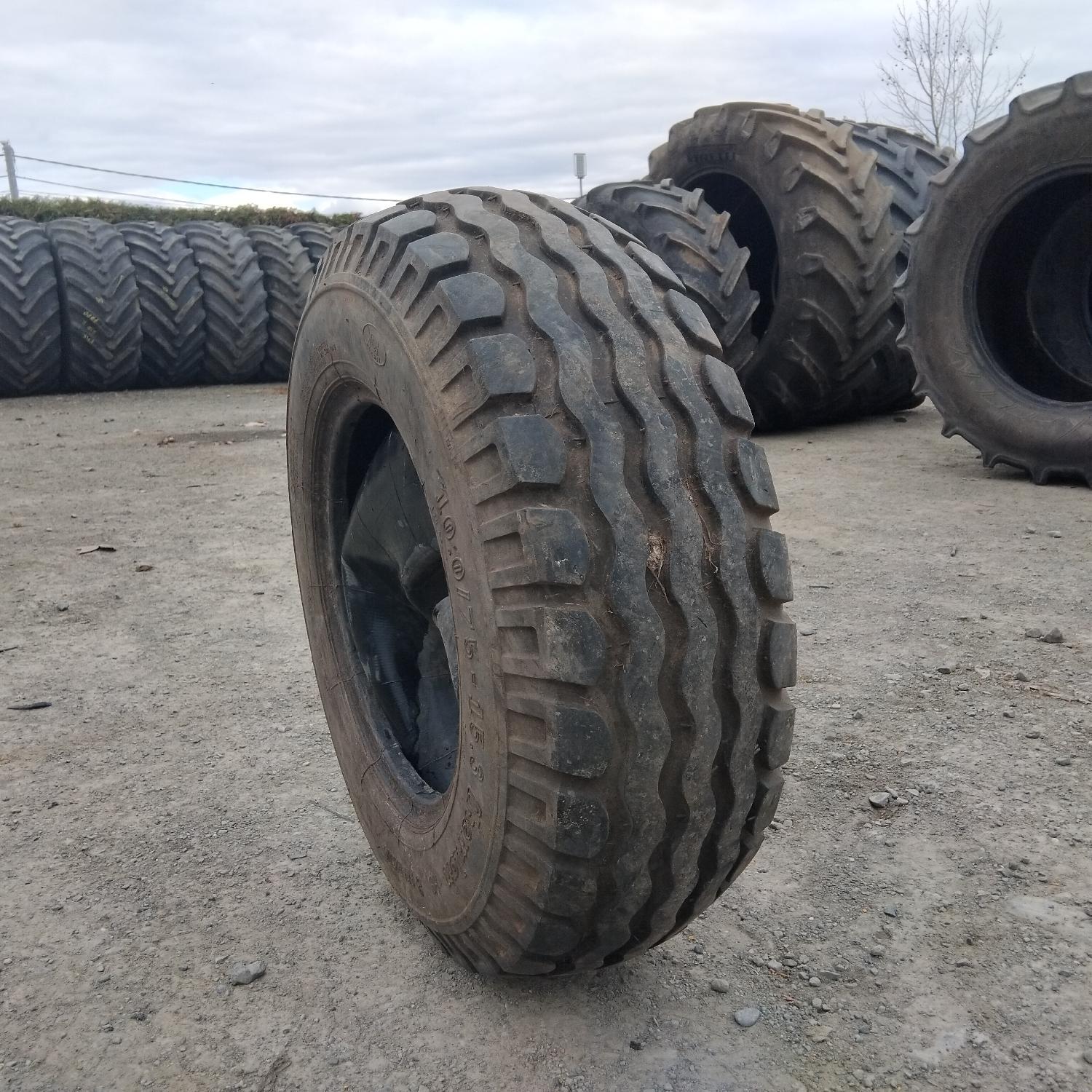  Cauciucuri 10.0/75-15.3 (260/70R15.3) Barum