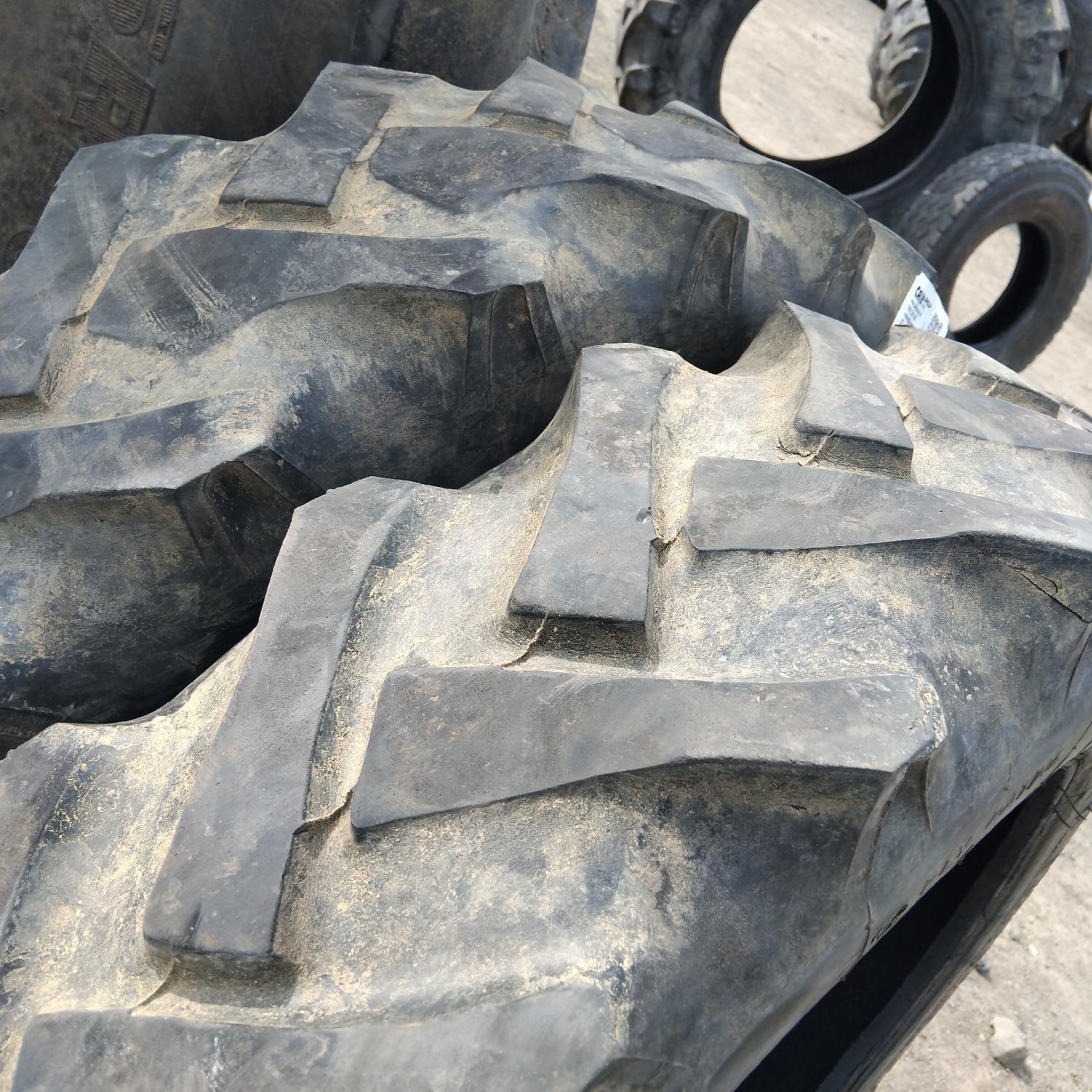  Cauciucuri 8.3-24 (8R24) Semperit