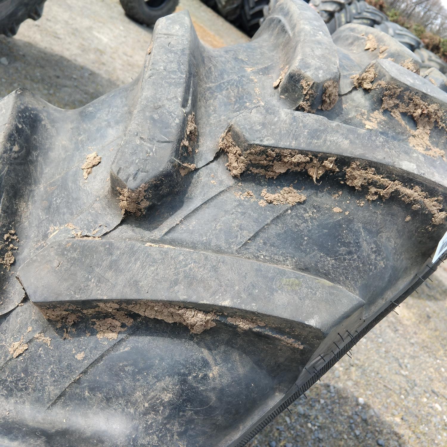  Cauciucuri 340/85R24 (13.6R24) Alliance