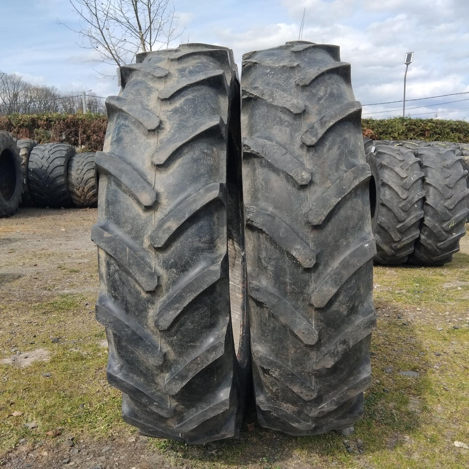  Cauciucuri 13.6R36 (340/85R36) Semperit