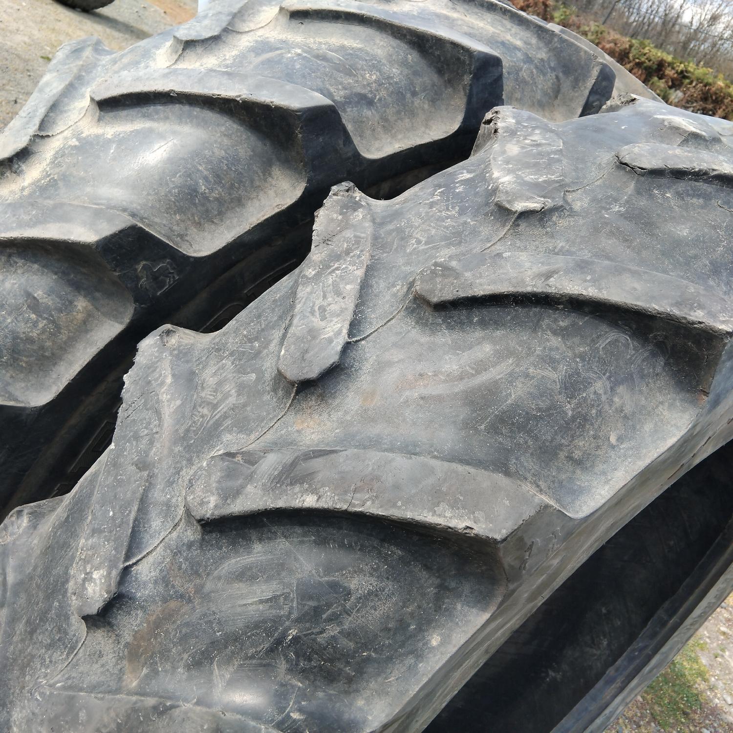  Cauciucuri 13.6R36 (340/85R36) Semperit