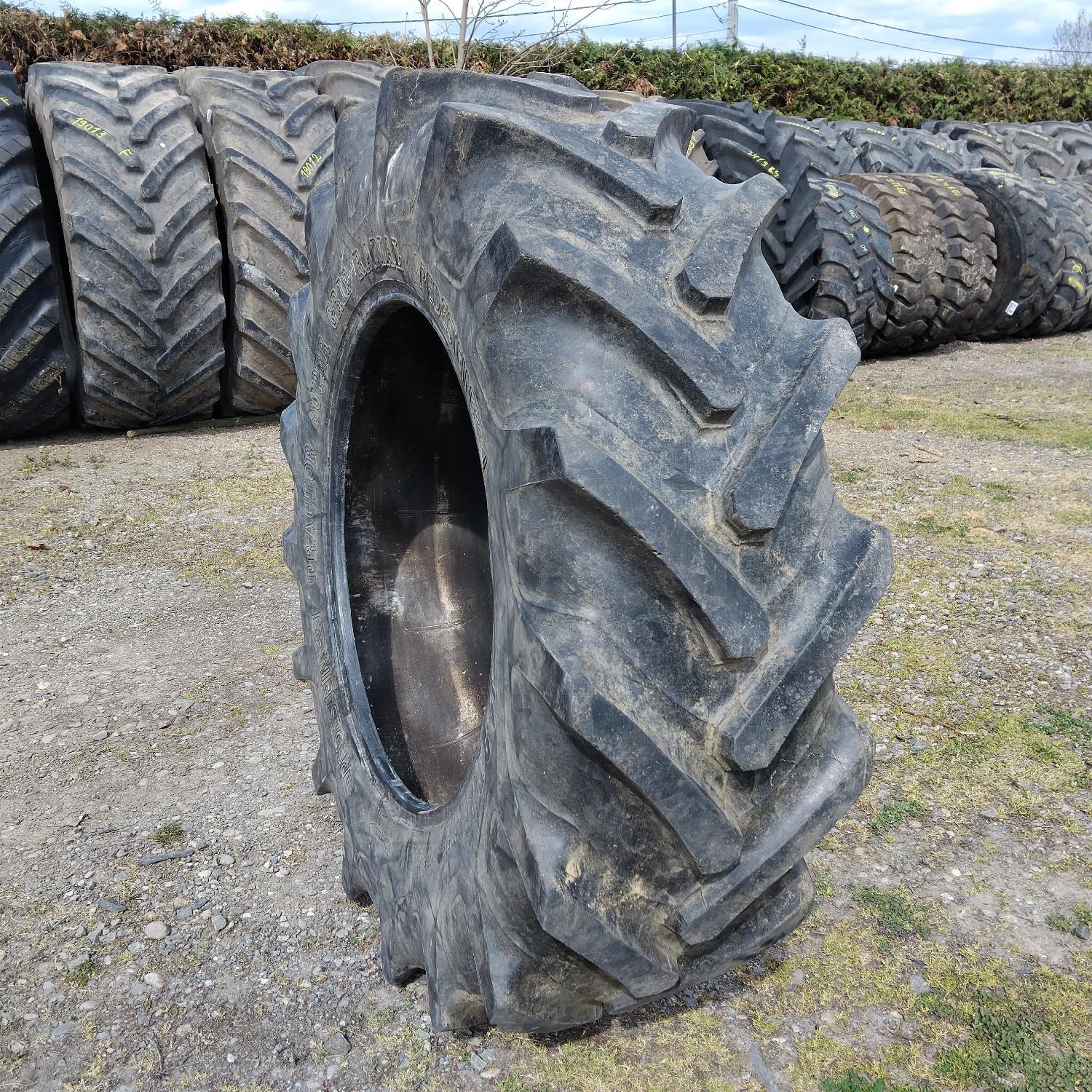  Cauciucuri 14.9R28 (380/85R28) Vredestein