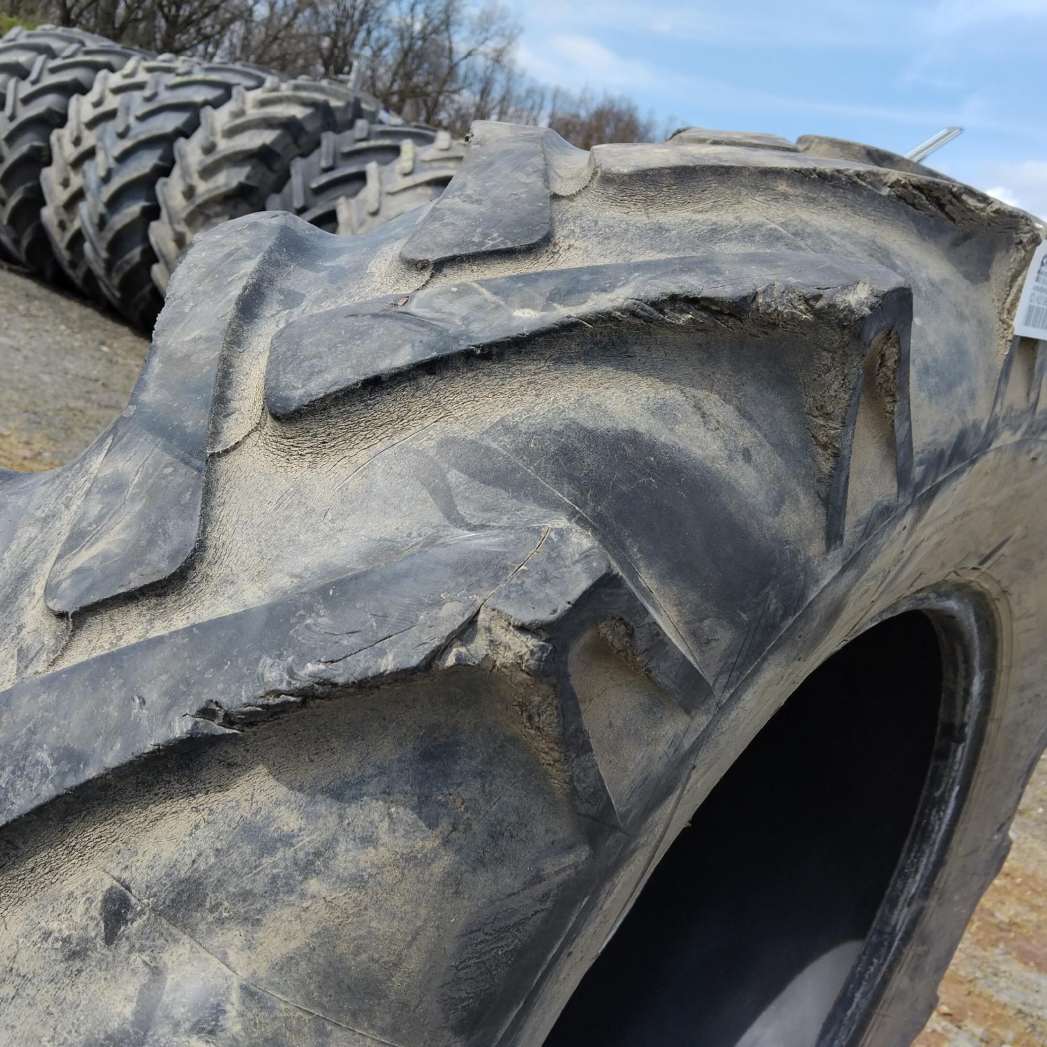  Cauciucuri 14.9-28 (380/85R28) Semperit