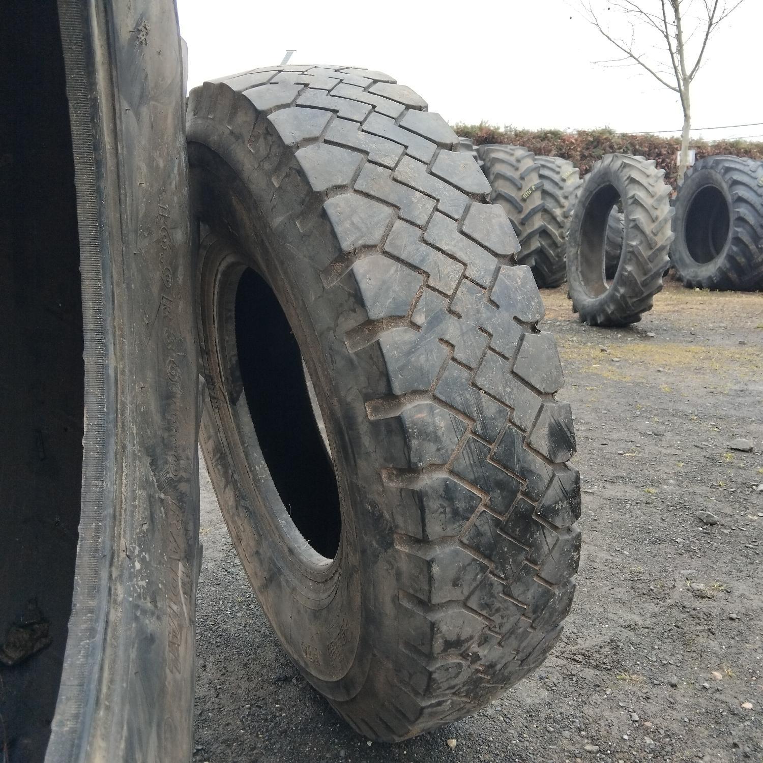  Cauciucuri 8.25R16  Continental