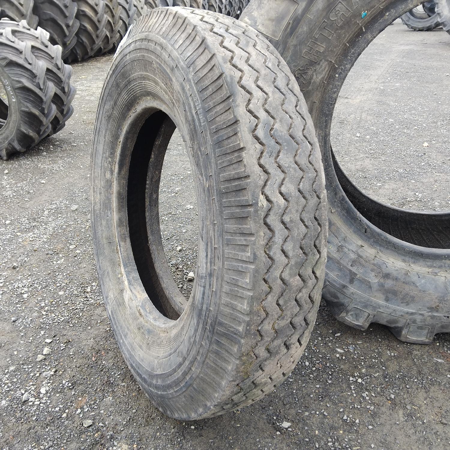  Cauciucuri 8.25-20  Pneumat