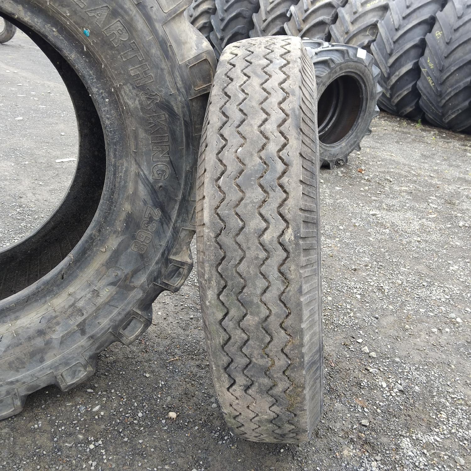  Cauciucuri 8.25-20  Pneumat